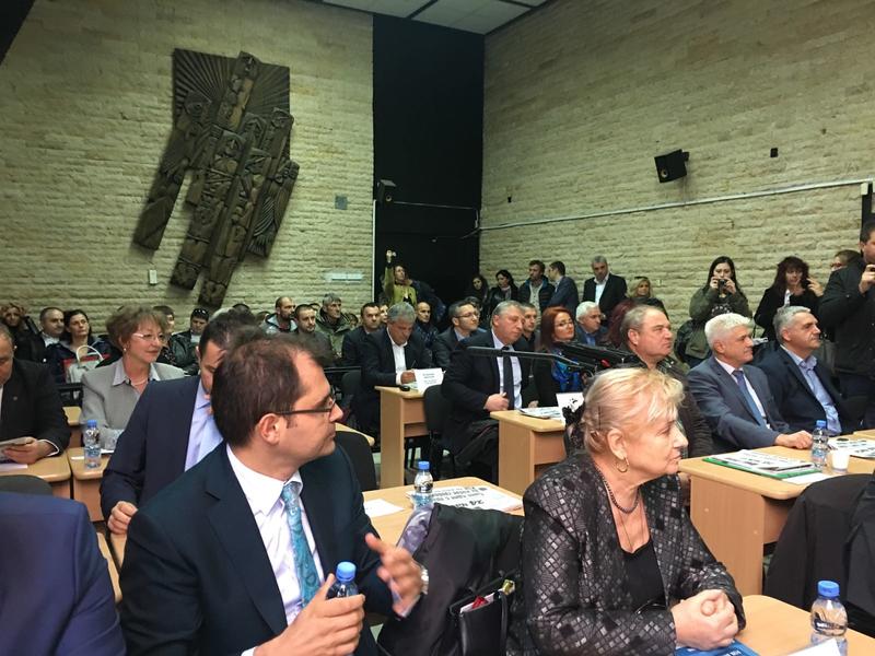  Министър Лиляна Павлова:  Ако не започнем да строим АМ „Струма“ през Кресненското дефиле през 2018 г. ще загубим европейското финансиране - 3