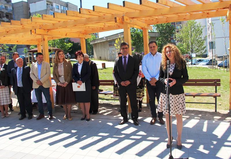 Зам.-министър Деница Николова: Над 24 млн.лв. се инвестират в Перник от МРРБ за подобряване на градската среда - 1