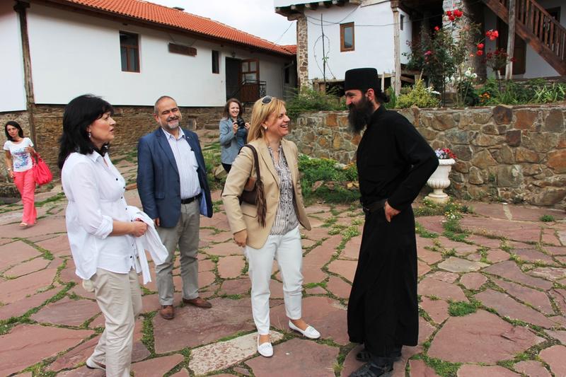 Десислава Терзиева: Поклонническият туризъм е ниша, която все още не е разработена у нас - 1