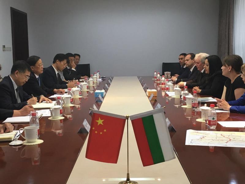 Министър Лиляна Павлова подписа споразумение за сътрудничество в областта на строителството с министъра на жилищата и развитието на градските и селските райони на Китай Чън Джънгао