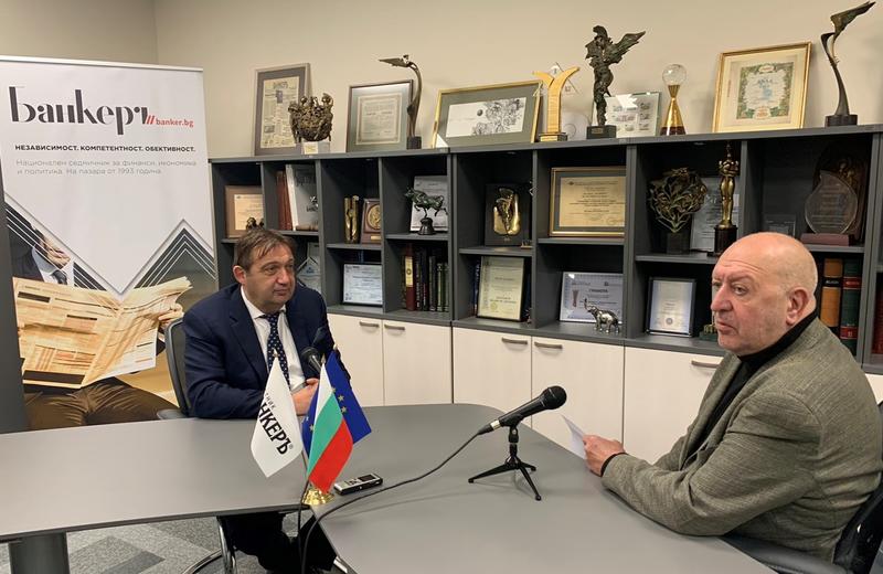 Министър Шишков: Така наречената ограда по границата с Турция е  емблема за строителството на цял период в страната