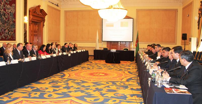 Министър Лиляна Павлова: България разглежда Туркменистан като партньор, с когото желае да развива приятелски отношения и взаимноизгодно сътрудничество - 1