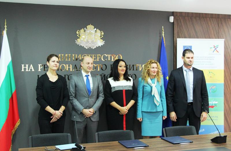  Министър Лиляна Павлова: Осигуряваме 370 млн.лв. допълнителни инвестиции за развитие на градовете и културно-историческия туризъм - 1