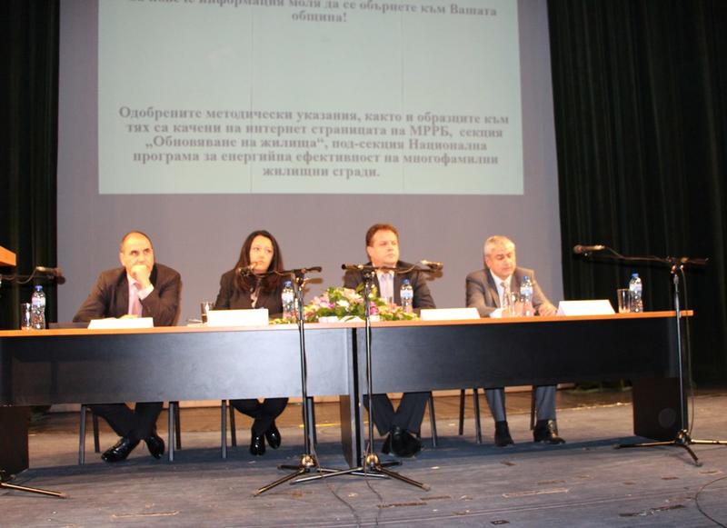  Лиляна Павлова: Сдружението на собствениците е получател на гаранциите за качество на санираните сгради