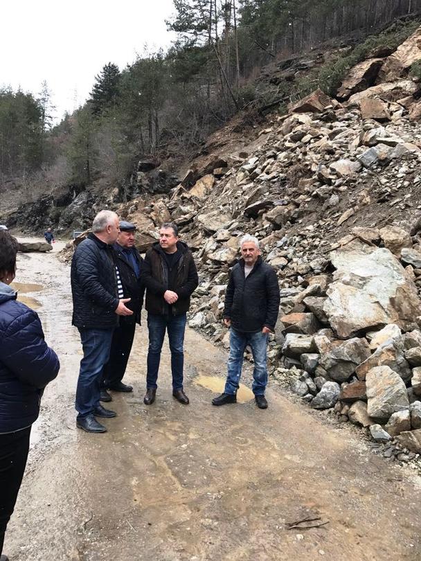 Зам.-министър Валентин Йовев: Строителството на обходното трасе, заобикалящо свлачището на пътя Смолян- Мадан върви с пълна сила
