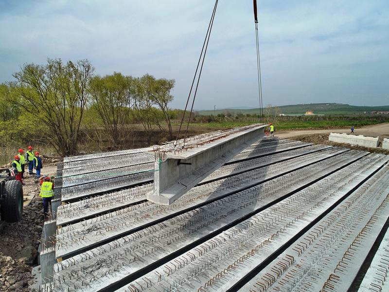 Почиващите на Южното Черноморие пътуват по четирилентов път в участъка между Поморие и Ахелой - 20