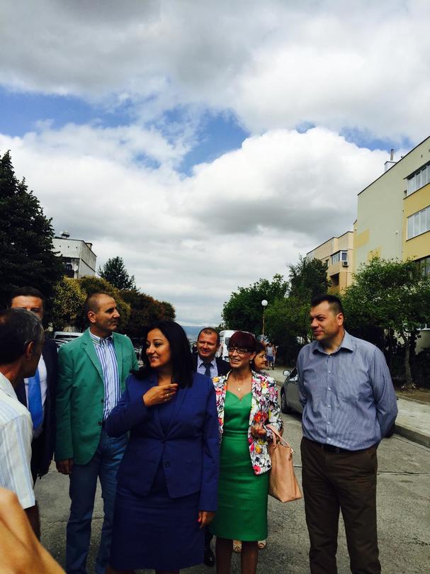 Министър Лиляна Павлова: Четвърт милион българи се довериха на програмата за безплатно саниране - 1