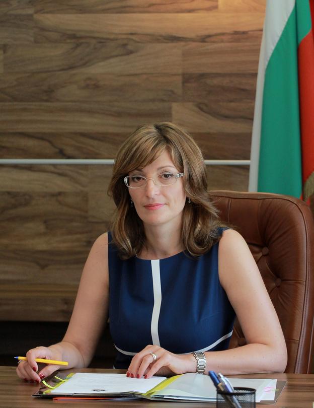 ДКЕВР трябва да бъде структурирана така, че да работи професионално, ефективно и надпартийно