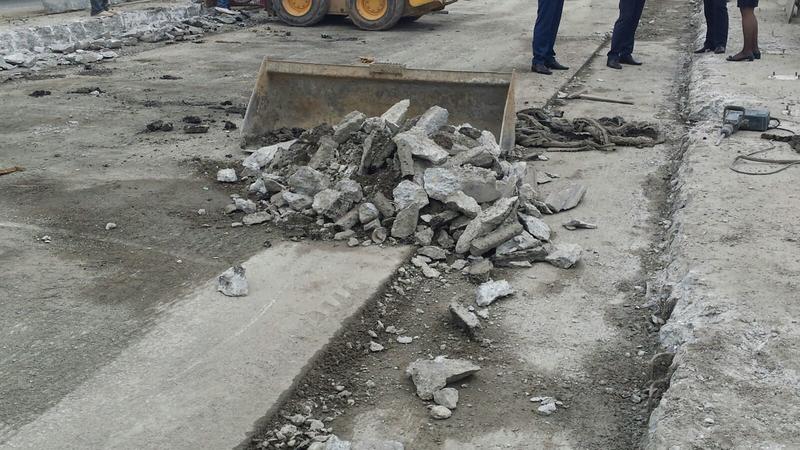  Министър Павлова инспектира ремонта на ул. „Магистрална“ във Велико Търново - 4
