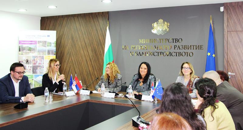  Министър Лиляна Павлова: Започва изпълнението на първите 37 проекта за над 34 млн. лв. по програмата за трансгранично сътрудничество България - Сърбия от новия програмен период - 5