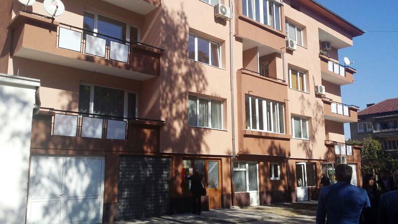 Зам.-министър Николай Нанков откри първите сгради в Монтана, санирани по Националната програма за енергийна ефективност - 2