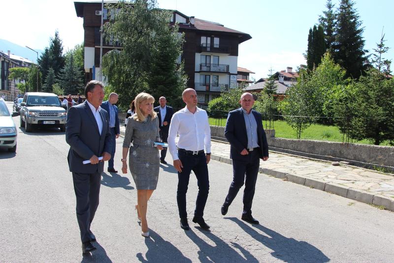 Министър Аврамова:  Работата в синхрон между общините и правителството трябва да продължи - 2