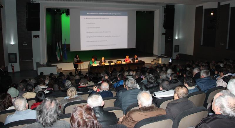  Лиляна Павлова: Учредяването на сдруженията на собственици за саниране на жилищните сгради е безплатно - 2