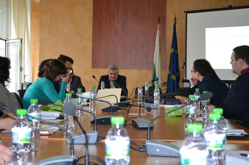 Първо заседание на Междуведомствена работна група по изпълнение на Целенасочената инвестиционна програма се проведе в МРРБ