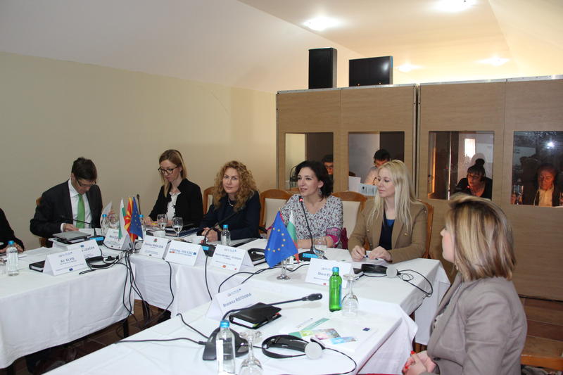 Зам.-министър Николова: 165 проектни предложения по програмата за сътрудничество с Македония преминават успешно към следващия етап на оценка