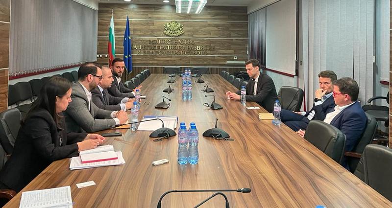 Министър Караджов настоя строителите на магистрала „Европа“ незабавно да подобрят организацията на движение