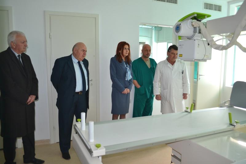 Заместник-министър Деница Николова откри обновената болница в Етрополе - 1