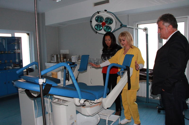 Министър Павлова посети болницата в Гоце Делчев