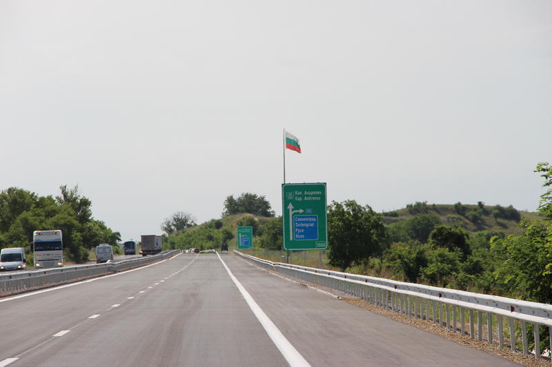 Лиляна Павлова: На България и трябваха 35 години, за да си завърши дясното платно на отсечката от Свиленград до Капитан Андреево - 1