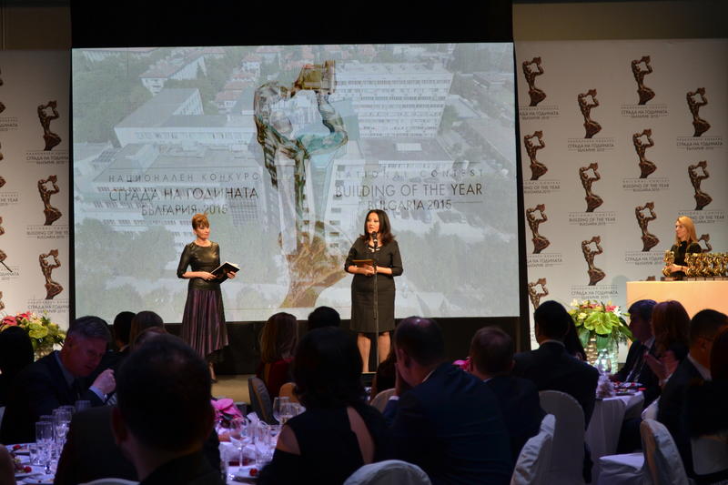 Министър Павлова връчи специалната награда за образователна инфраструктура в конкурса „Сграда на годината“ - 1