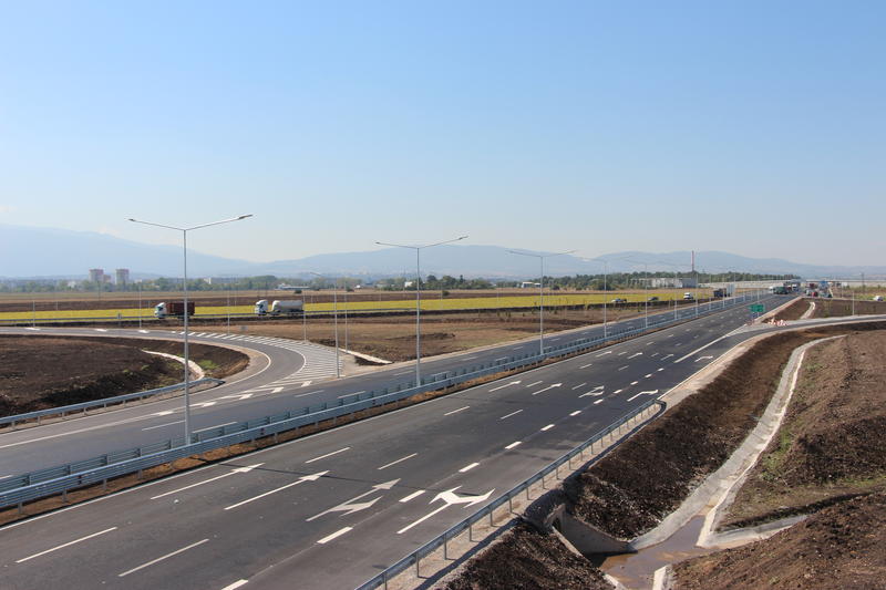 Министър Лиляна Павлова: Извеждаме тежкия транзитен трафик извън столицата - 6