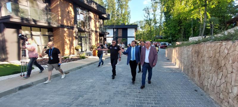 Мниистър Шишков за незаконното строителство в местността 