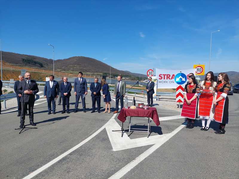 Architect Ivan Shishkov: Thanks to the joint efforts of the state institutions and the builder, we have launched 6.4 km of the Europe Motorway - 6