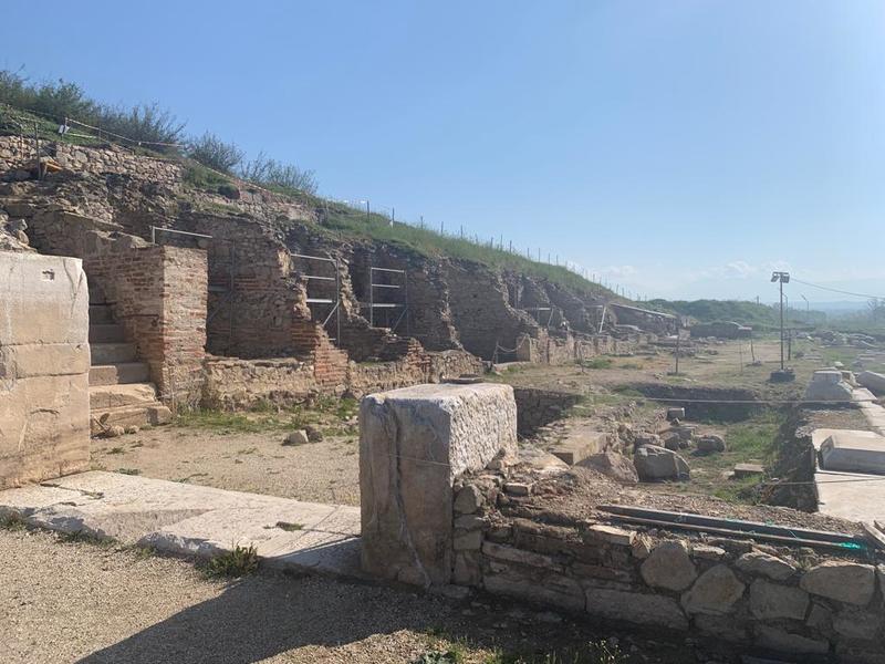 Министър Шишков провери  реставрацията на античния град Хераклея Синтика край Петрич - 2