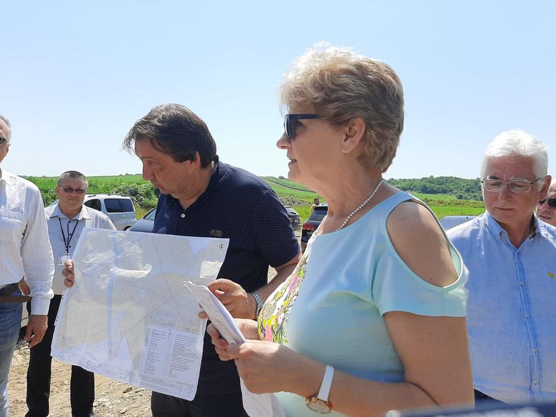 Министър Комитова-инспекция-