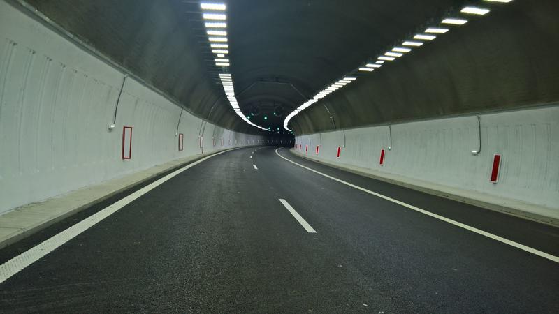 След приключилия ремонт на тунел „Ечемишка“ съоръжението е изцяло проходимо - 8