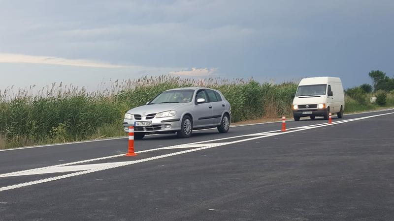 Почиващите на Южното Черноморие пътуват по четирилентов път в участъка между Поморие и Ахелой - 21