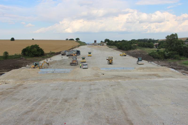  Министър Павлова инспектира строителството на пътен възел Шумен-Белокопитово - 6