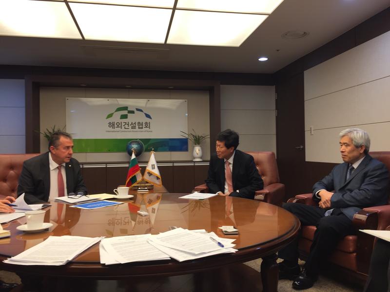 Exchange of experience in the field of infrastructure was discussed by Deputy Minister Yovev with the Deputy Minister of Land, Infrastructure and Transport of Korea Jong Kyung Hoon - 3