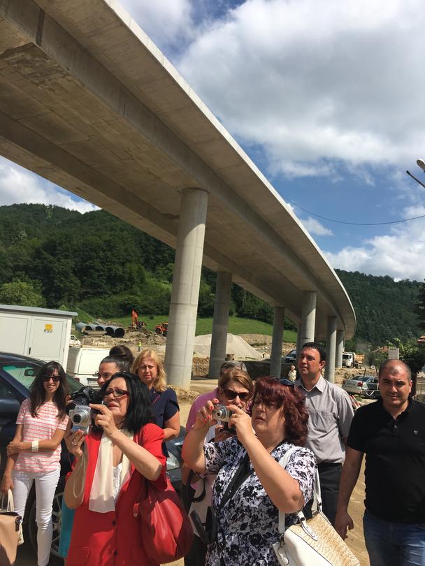 Министър Павлова: Половината от работата по проекта за изграждане на обходен път на Габрово е изпълнена - 1