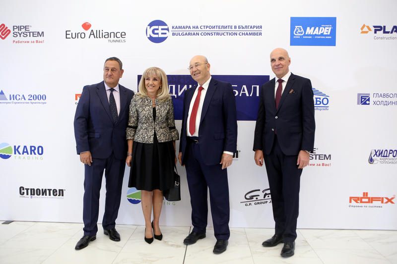 Министър Петя Аврамова: Големите проекти трябва да бъдат изпълнени качествено и в срок - 1