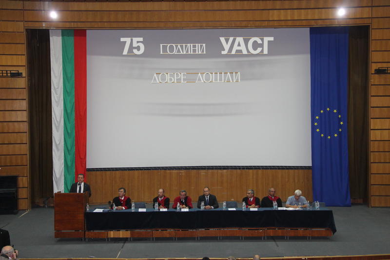 Зам.-министър Йовев участва в церемонията по откриването на учебната година в Университета по архитектура, строителство и геодезия