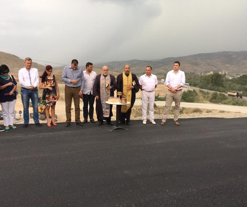 Пуснаха движението по новия участък от Лот 4 на АМ „Струма“ между Сандански и Кулата  - 7