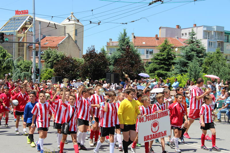 Министър Павлова: През последните дни взехме важни решения, които ще съдействат за развитието и популяризирането на Казанлък и Празника на розата - 14