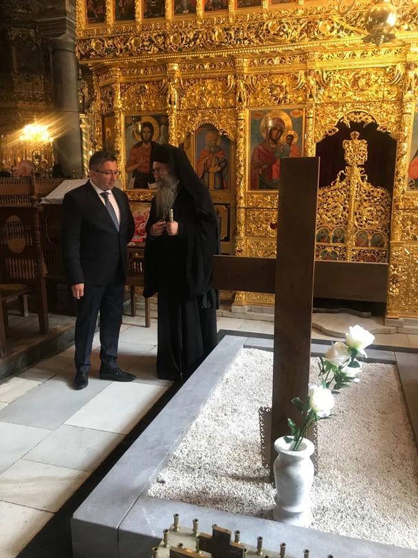 От следващата седмица започват дейности за цялостното отваряне на пътя до Рилския манастир - 8