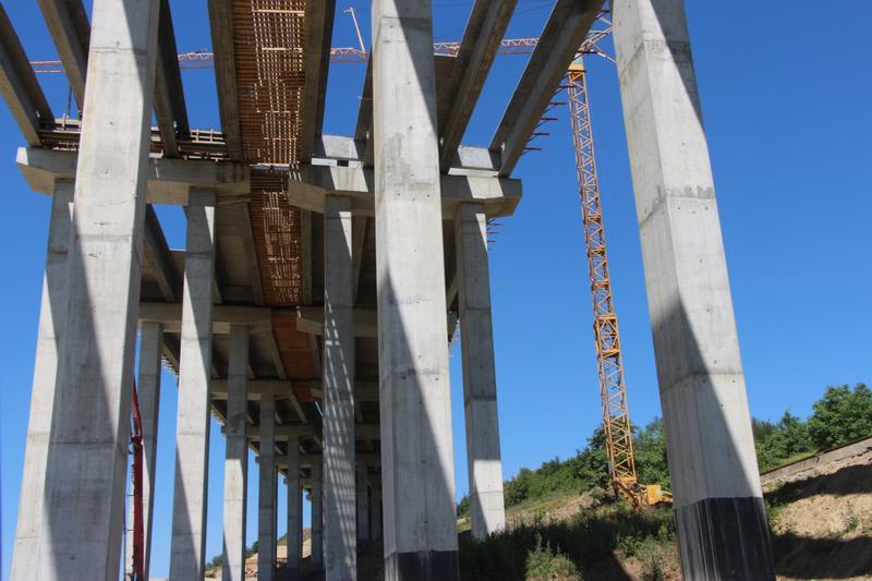 Министър Павлова инспектира напредъка в строителните дейности по ЛОТ 2 на АМ „Струма“ - 15