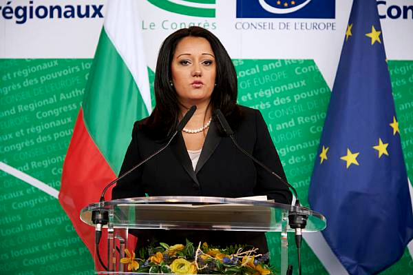 Министър Лиляна Павлова: Подкрепяме последователно устойчивото развитие на градовете - 2