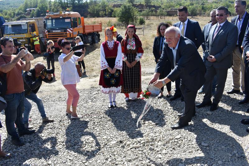 Minister Nikolay Nankov: Today, we are beginning the completion of “Struma” highway - 6