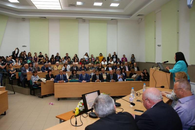 Министър Лиляна Павлова изнесе лекция на тема регионална политика пред над 100 студенти и техните преподаватели от Русенския университет „Ангел Кънчев“ - 1