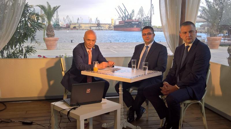 Министър Нанков: Утре се отварят офертите на участниците в обществената поръчка за тол системата - 1