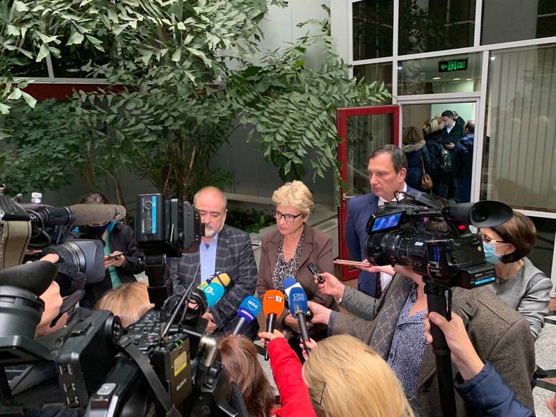 В ход са разговори между държавата и пътните фирми за уточняване на детайли за извършване на плащания, протестите на бранша спират