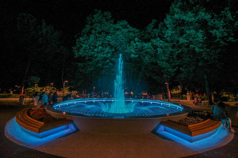 Премиерът Бойко Борисов, министър Николай Нанков и кметът Димитър Николов откриха обновения Приморски парк в Бургас - 17