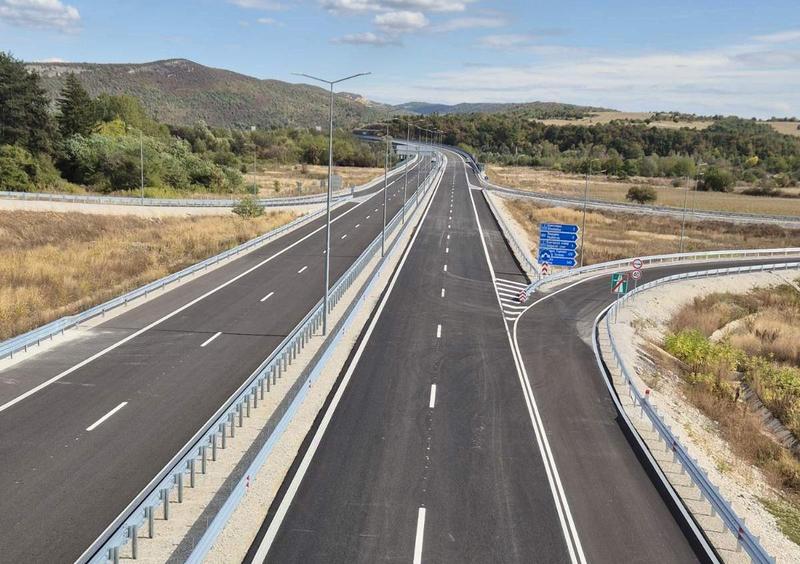 Minister Ivan Ivanov: Without the Hemus motorway, there is no future in Northern Bulgaria - 1