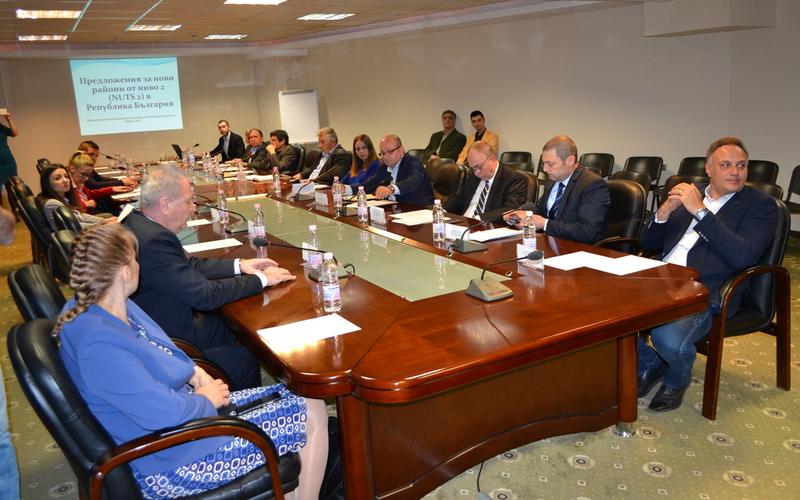 Деница Николова: Новото статистическо райониране ще е предпоставка за по-силни региони - 2