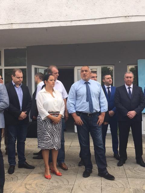 Министър Лиляна Павлова: 25 млн. лв. се инвестират в 60 км пътища по направлението Видин - Монтана