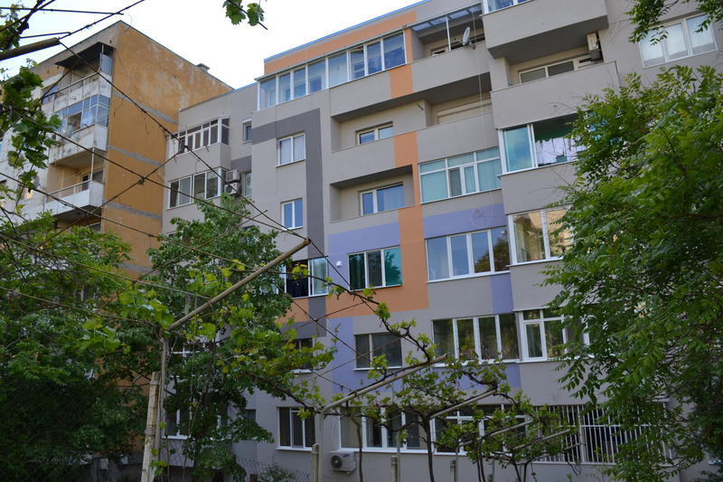 Министър Павлова: До края на годината 90% от одобрените за саниране сгради в Благоевград ще бъдат готови - 11